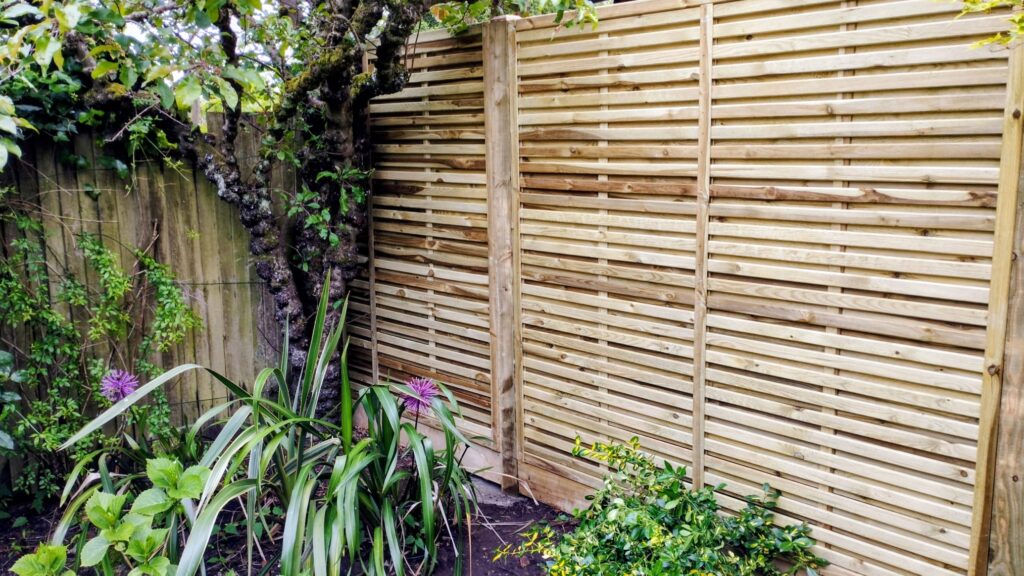 Fencing by Taplow Turfing
